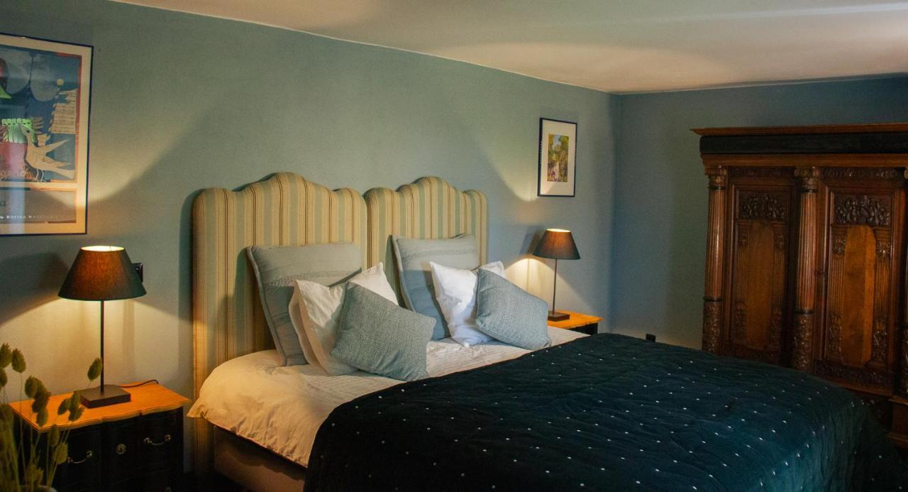 B&B Gutshaus De La Fontaine Feilsdorf Esterno foto